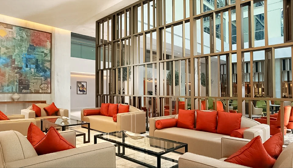 هتل گرند کازموپولیتن دبی